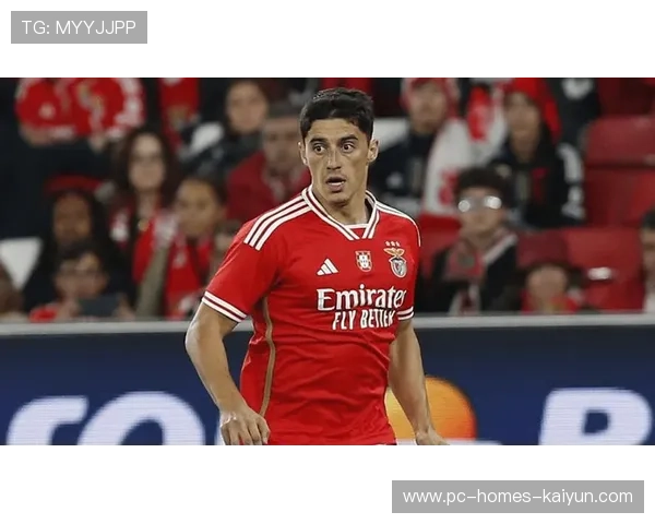 本菲卡格德斯抢点推射丝滑流畅，闪耀绿茵场的进攻艺术