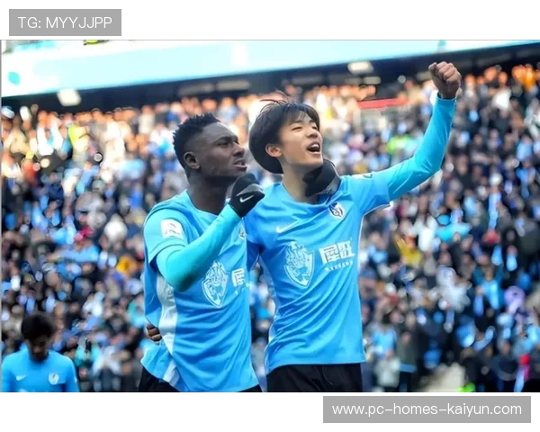 罗竞大连英博首场比赛即助攻+破门