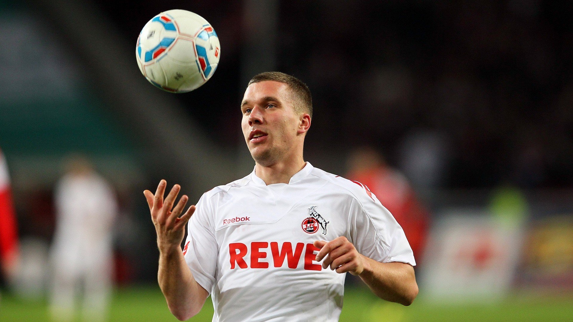 VAR系统再度升级,国际足联试点新方案,足球var技术是什么意思